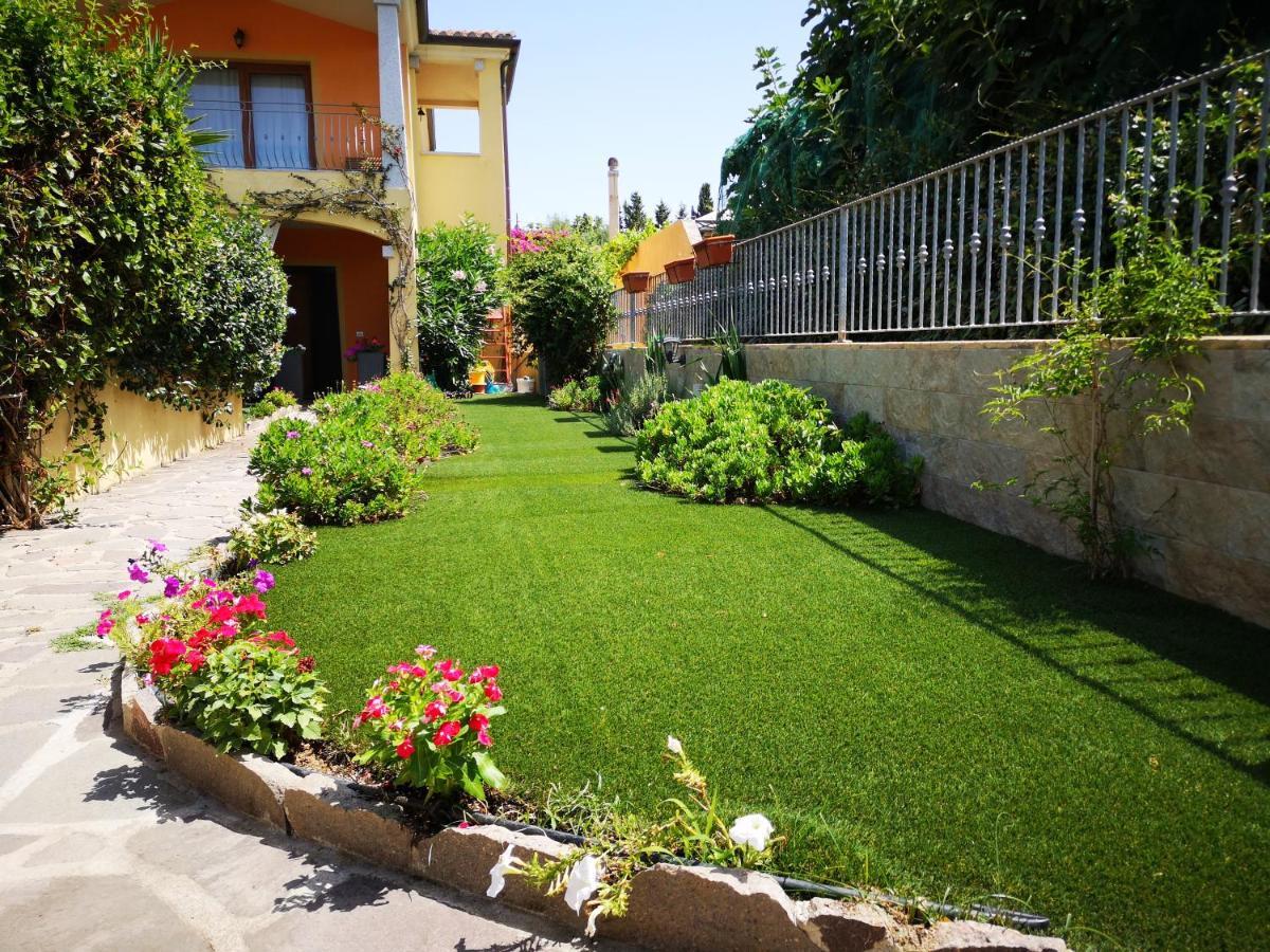 فيلا أولبيافي Casa Con Giardino المظهر الخارجي الصورة